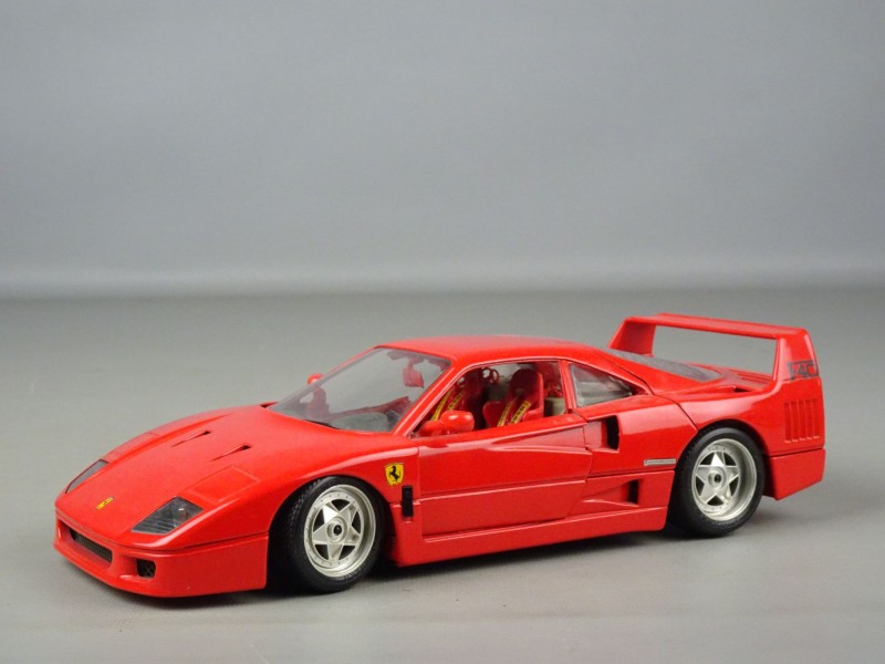 Miniatuur Ferrari F40 1987