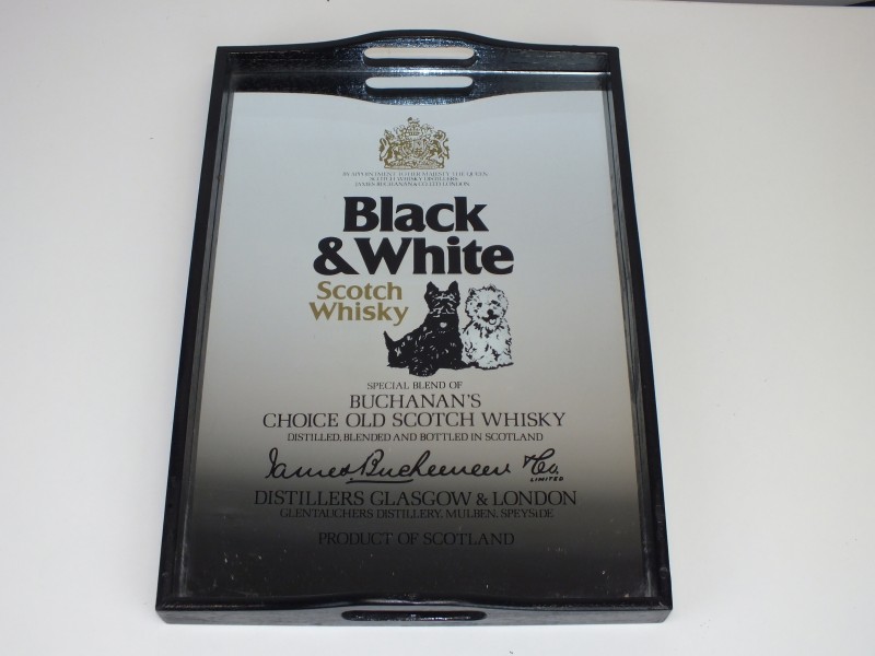 Dienblad: Black & White, Scotch Whisky