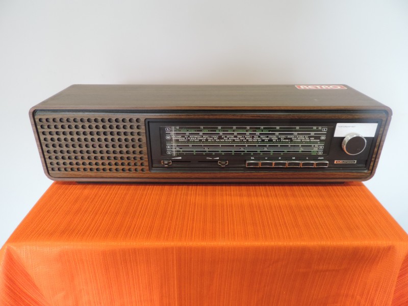 Vintage Grundig radio versterker Kringwinkel