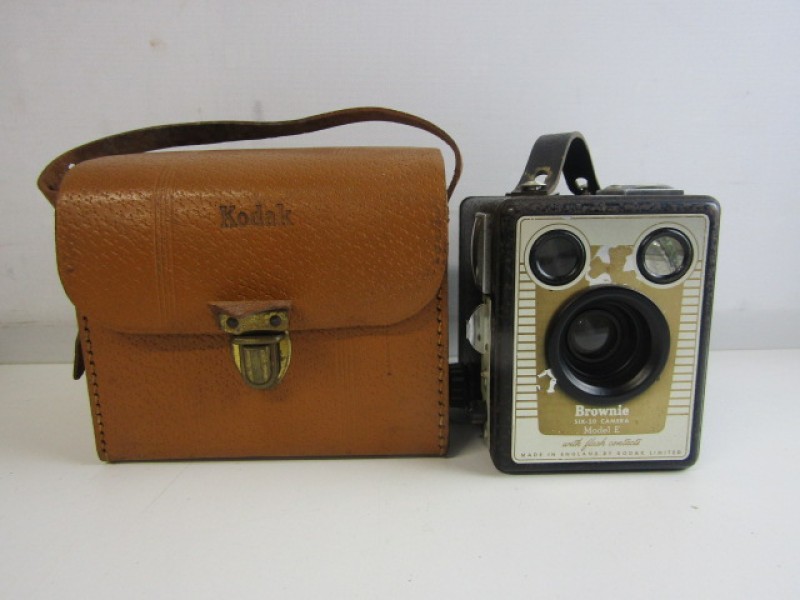 Kodak Brownie Six-20 Model E, England