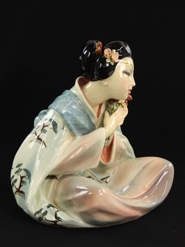 Keramische Japanse Geisha, gesigneerd:  Bertolotti