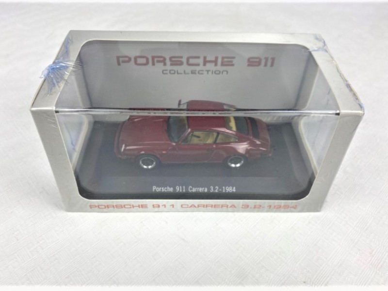 Modelauto Porsche 911 Carrera 3.2 1984 1:43