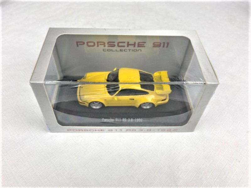 Modelauto Porsche 911 RS 3.8 1992 1:43