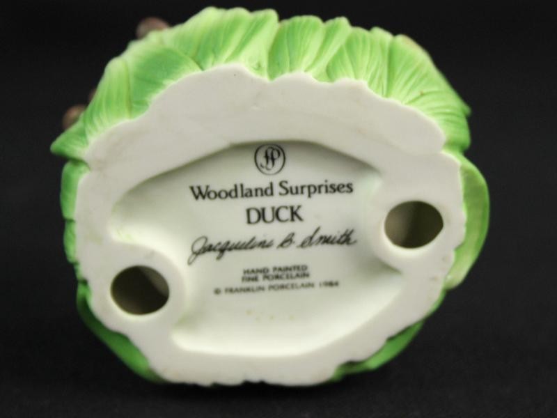 Woodland Surprises - Franklin Porcelain - Diertjes met Huisjes