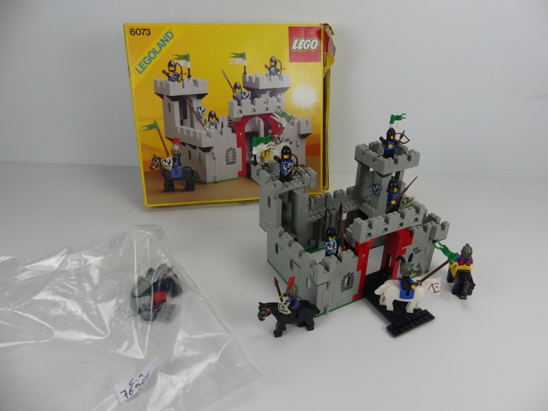 LEGO LEGOLAND 6073 Knight's Castle