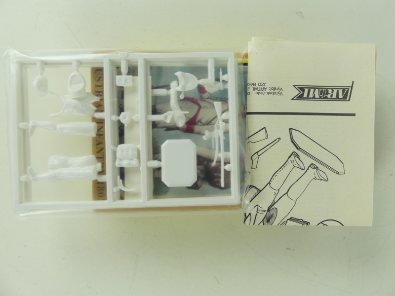 Modelbouw dozen ArtMi-Airfix