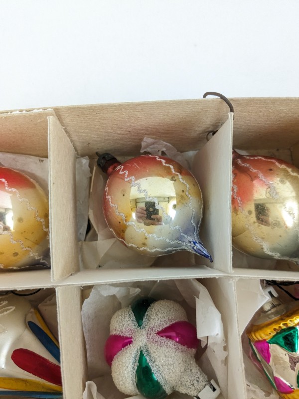 9 Antieke kerstballen