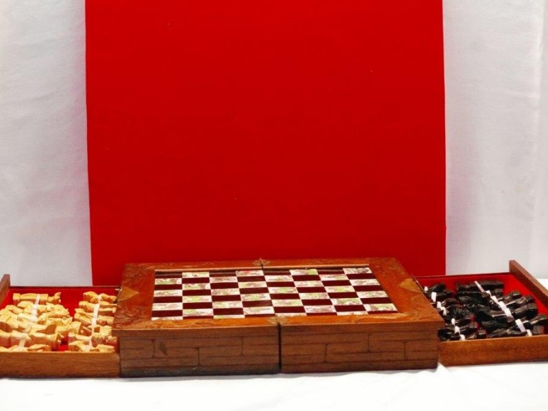 Antiek Aziatisch schaakspel/bord