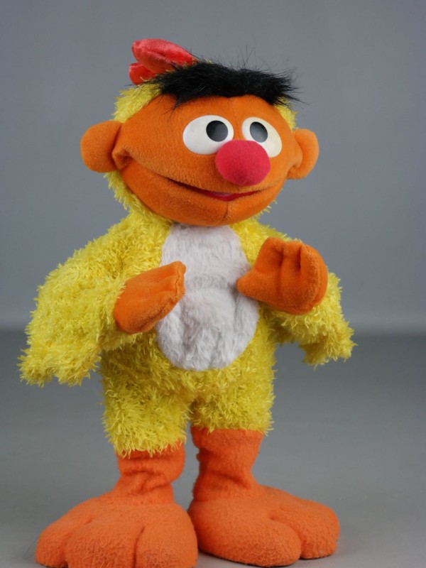 Sesamstraat dansende Ernie