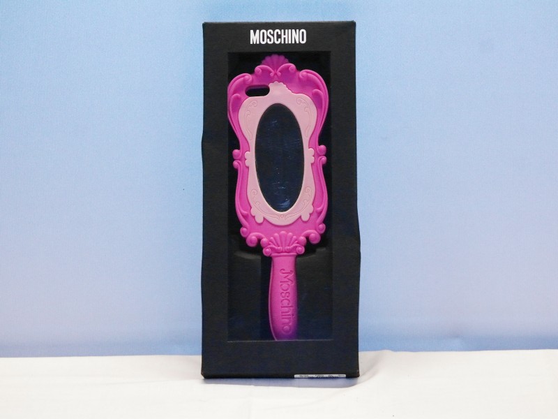 Verzamelitem: "Mochino Barbie- Iphone Case"