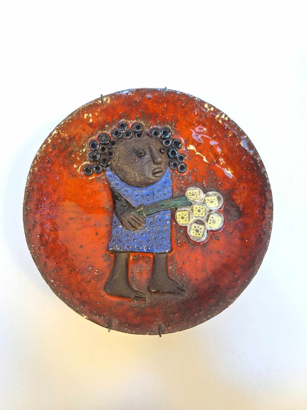 Wandbord: meisje met bloemen - Ceramique Dour
