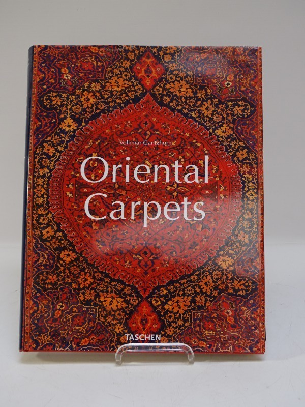 Boek Oriental Carpets Kringwinkel
