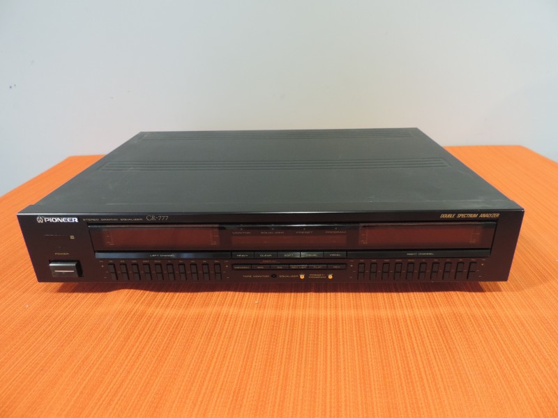 Pioneer Stereo Graphic Equalizer GR-777