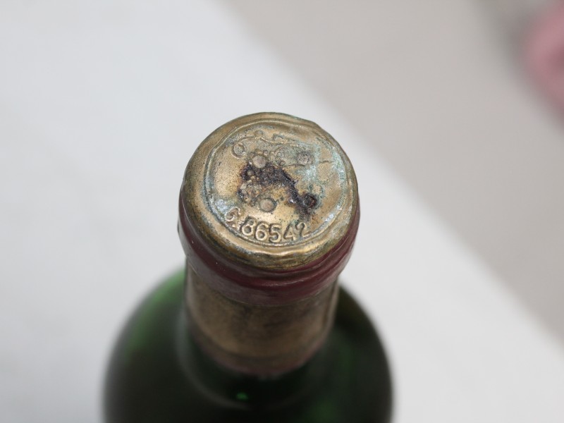 Fles bordeaux wijn 1973