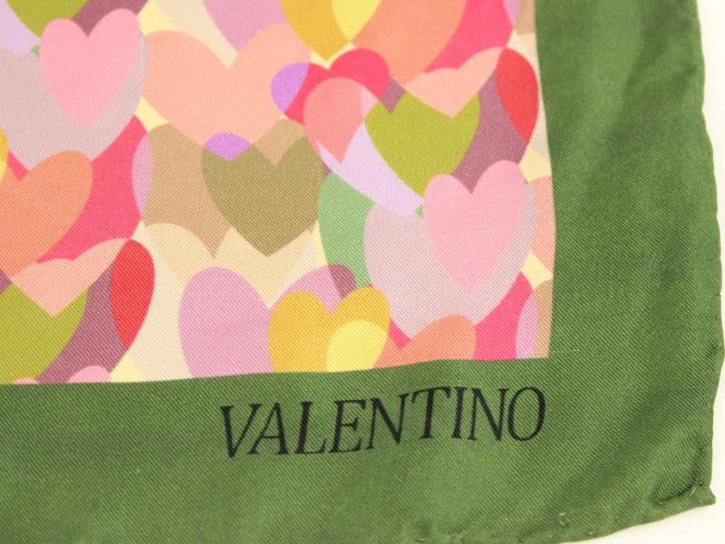 Prachtige foulard, gemerkt Valentino