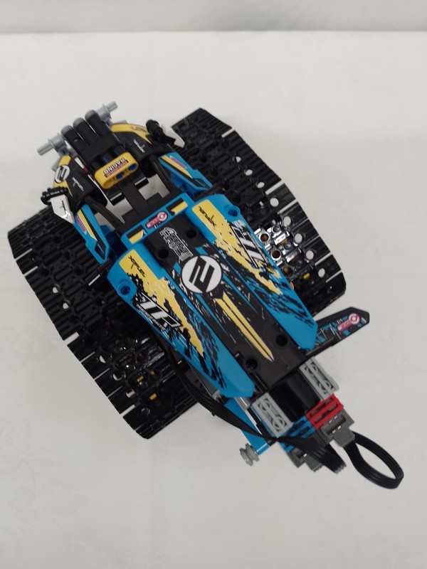Lego Ninjago DB 70750 & Lego Stunt racer 42095
