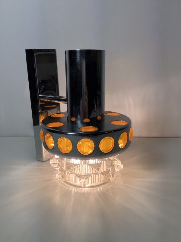 Raak - Amsterdam wandlampje in glas en chroom
