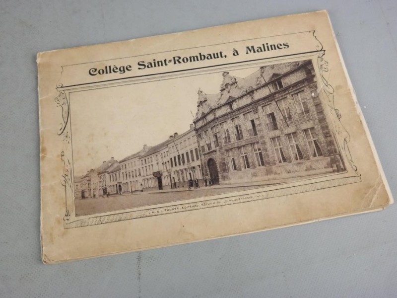 Vintage fotoboekje "het Sint-Rombouts college" in Mechelen.