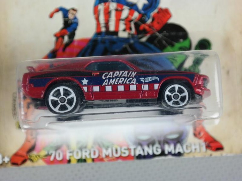 Captain America hotwheel auto