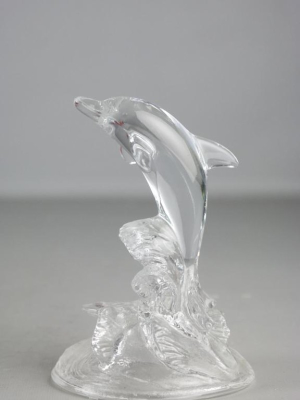 Kristallen dolfijn postuur