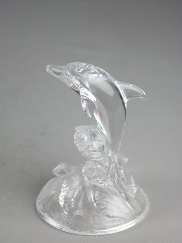 Kristallen dolfijn postuur