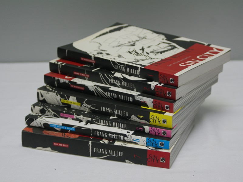 Collecters item: "Sin City "- Complete collectie- Vol. 1-7 (Art. nr. 632)