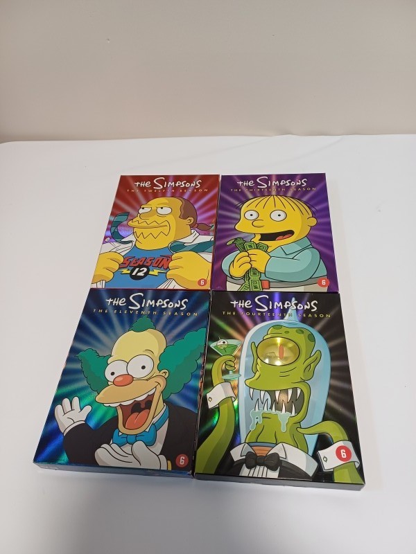 14 DVD boxen van The Simpsons