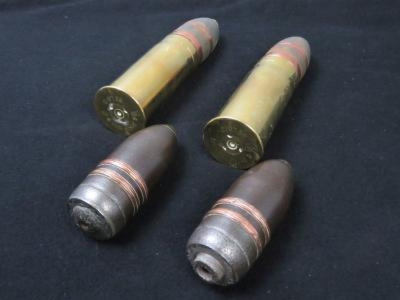 Set van vier pantser granaten