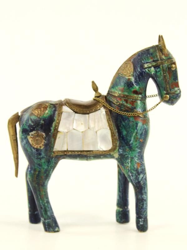 Vintage houten paard met accenten in messing en abalone