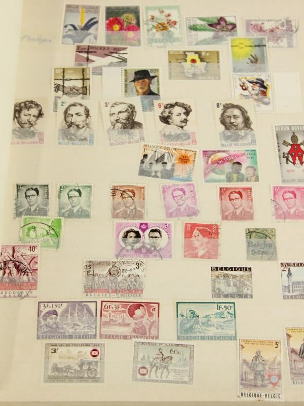 Set van 6 postzegel albums met Belgische postzegels