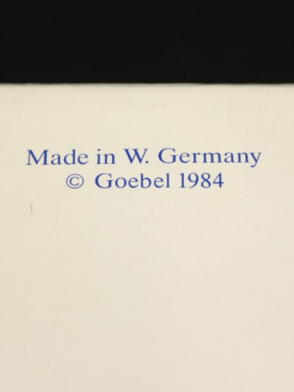 Goebel - Hummelbeeldje nr. 809- 'Little Bookkeeper' in ovp