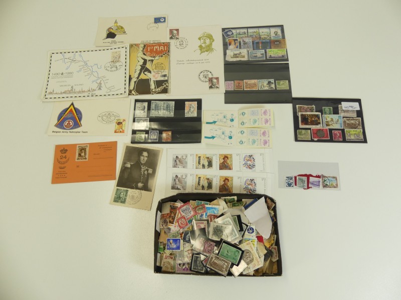 Filatelie - 7 postzegelboeken