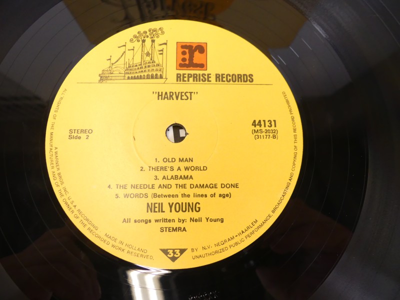 LP Neil Young – Harvest