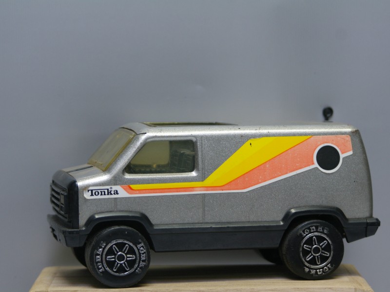 Retro: Vintage "Tonka" Van (Art. R10)