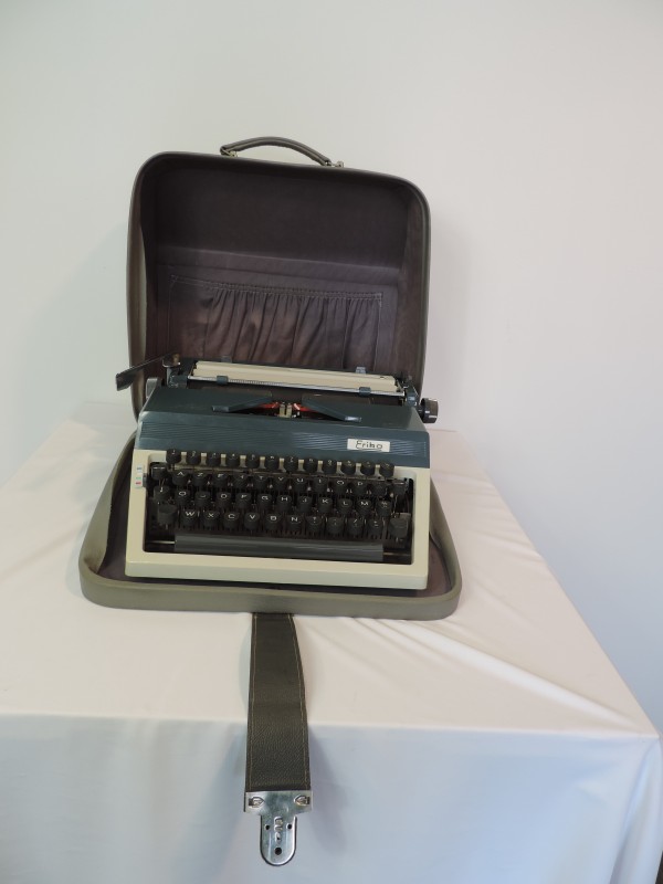 Vintage typemachine Erika