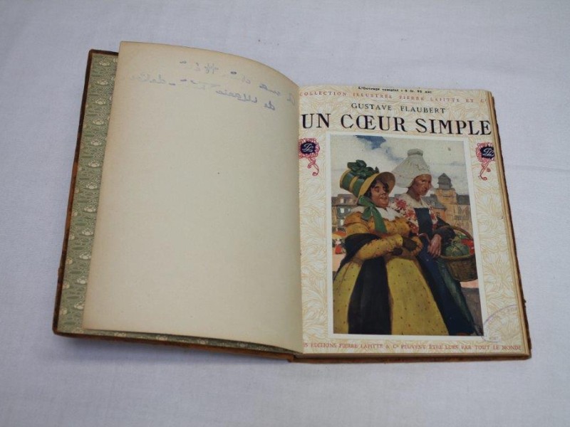 Antiek boek: "Gustave Flaubert-Un coeur simple" (Art 784)