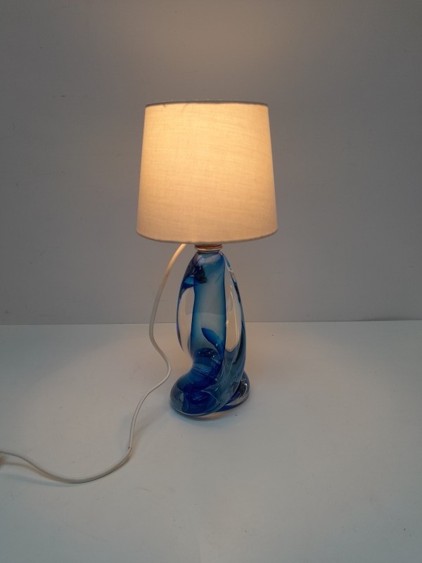 Blauwe kristallen tafellamp