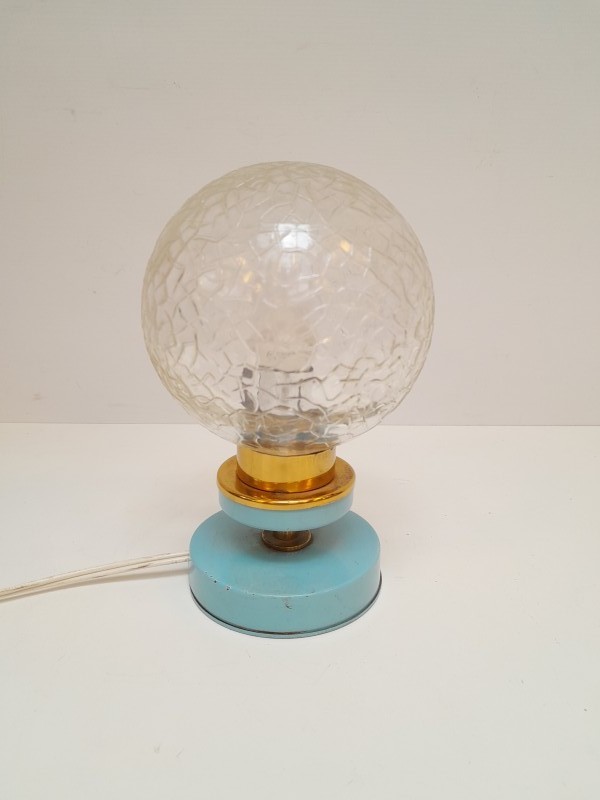 Vintage nachtlampje met blauwe voet en bolle glazen kap (70's)