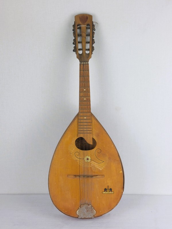 Vintage mandoline