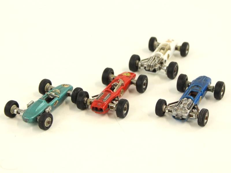 Vintage set van 4 miniatuur F1 racewagens - Penny