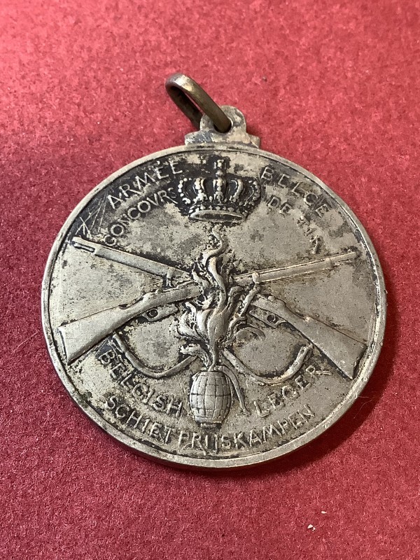 Zilveren medaille voor een schietwedstrijd van het Belgische leger