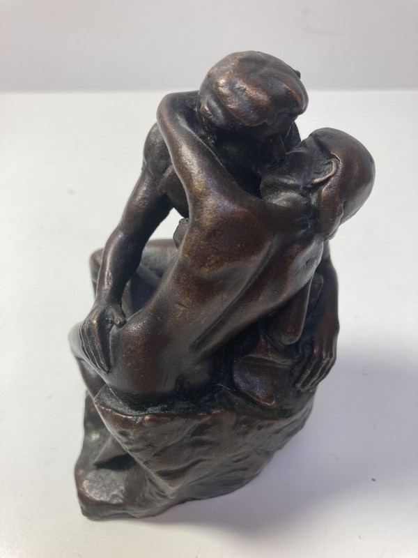 De Kus: Auguste Rodin bronzen reproductie