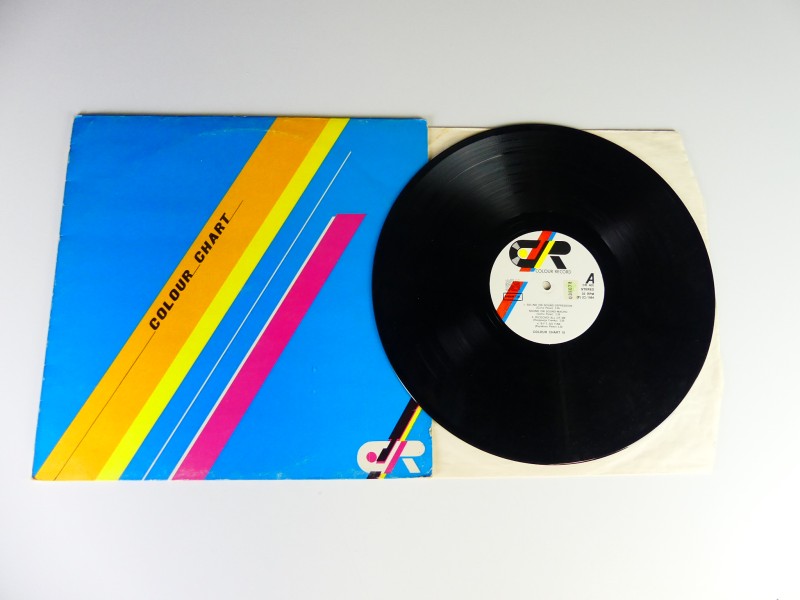 Vintage – elpee synth-pop - Colour Chart – 1984