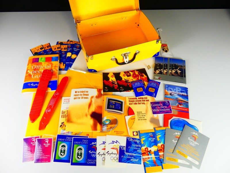Sydney 2000 Olympische Spelen - Memorabilia koffertje met inhoud