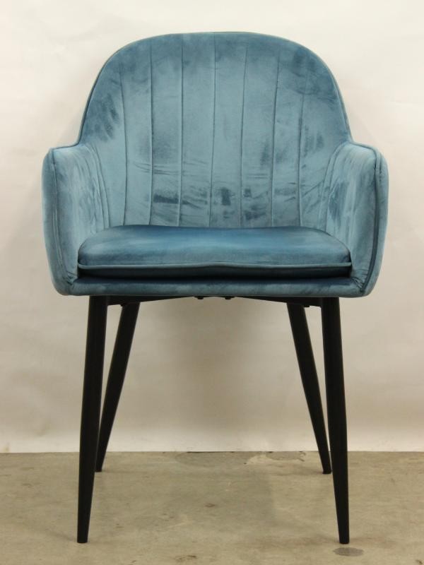 Mooie relaxstoel met fluwelen blauwe bekleding