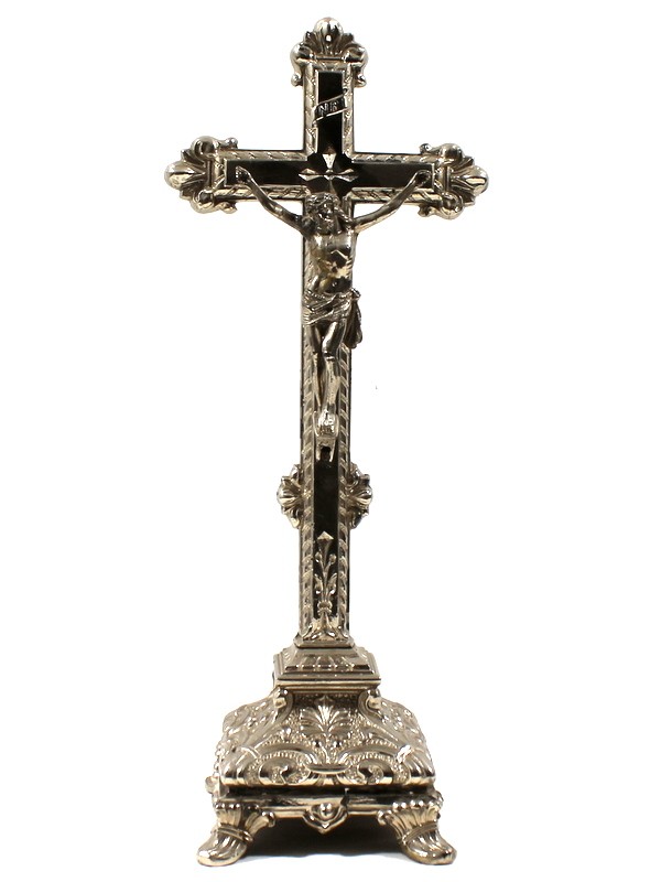 Zilverkleurige Crucifix