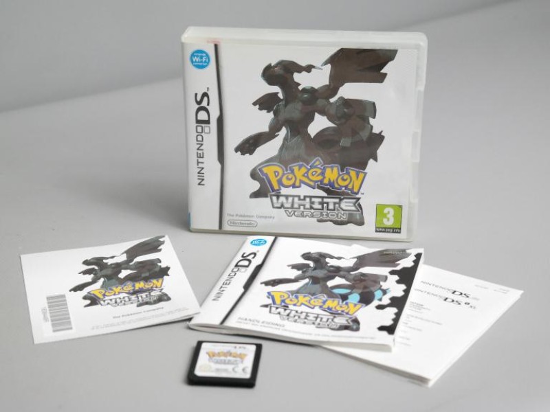Nintendo DS - Pokémon White 1 (getest en werkt)