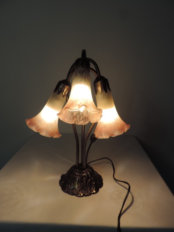 Tafellamp Lelies