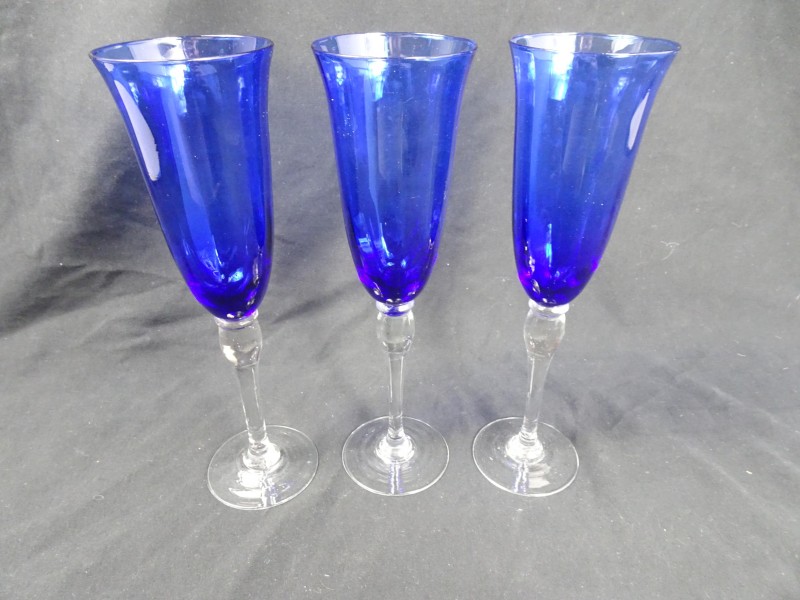 Set van drie champagne glazen