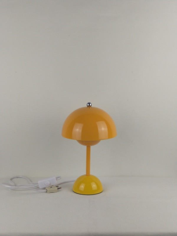 Gele bureaulamp